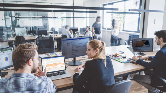 Scale your DaaS offering with us! devices device as a service lifecycle services enabling global scale up workplace